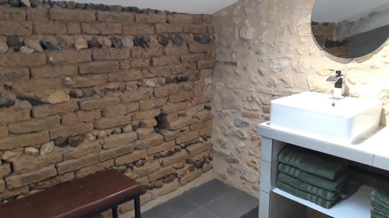 Les Chambres De Lili Saint-Loup  Bagian luar foto